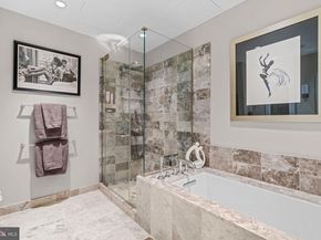 50 S 16TH Street 5602, Philadelphia PA 19102