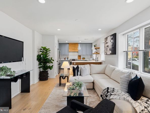 2150 Kater Street, Philadelphia PA 19146