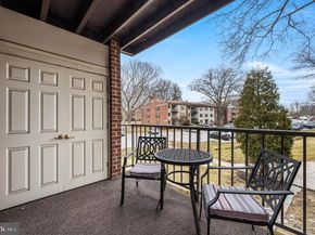 275 Drummers Lane 275, Wayne PA 19087