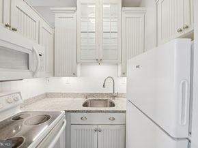 1615 Q Street NW 810, Washington DC 20009