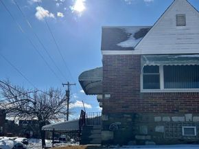 1734 Strahle Street, Philadelphia PA 19152