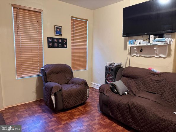 2401 N Orkney Street, Philadelphia PA 19133