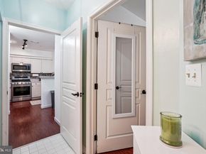 2204 Westcourt Lane 116, Herndon VA 20170