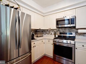 2204 Westcourt Lane 116, Herndon VA 20170