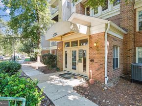 2204 Westcourt Lane 116, Herndon VA 20170