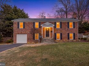 202 Glen Avenue SW, Vienna VA 22180