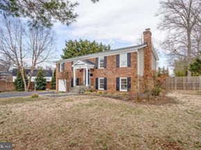202 Glen Avenue SW, Vienna VA 22180