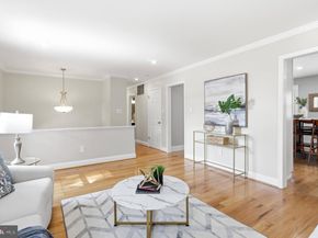 202 Glen Avenue SW, Vienna VA 22180