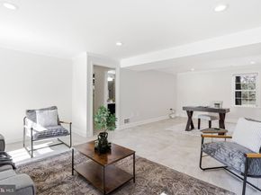 202 Glen Avenue SW, Vienna VA 22180