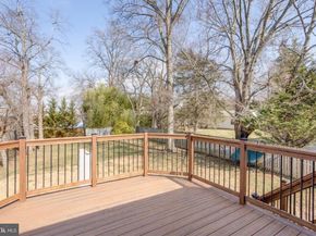 202 Glen Avenue SW, Vienna VA 22180