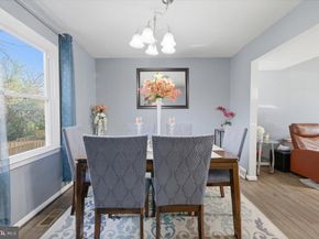 1042 Tottenham Court, Sterling VA 20164