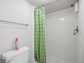 1042 Tottenham Court, Sterling VA 20164