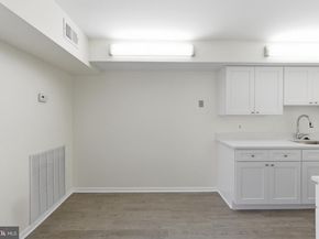 2316 Freetown Court 10/21C, Reston VA 20191