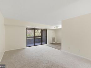 2316 Freetown Court 10/21C, Reston VA 20191