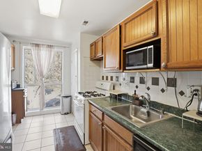 5616 Bismach Drive 101, Alexandria VA 22312