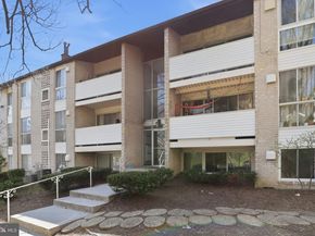 5616 Bismach Drive 101, Alexandria VA 22312