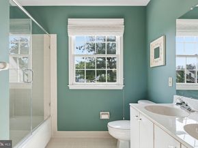 1479 Greenmeadows Road, Yardley PA 19067