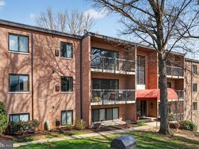 3210 S 28TH Street 402, Alexandria VA 22302