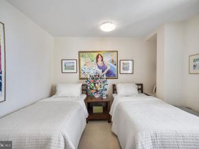 1919 Chestnut Street 2901/02/24, Philadelphia PA 19103