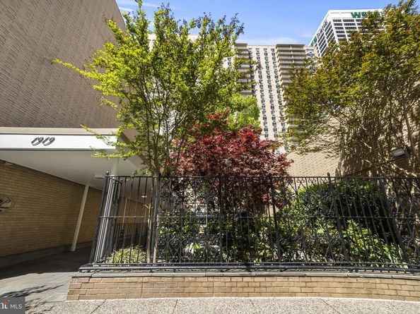 1919 Chestnut Street 2901/02/24, Philadelphia PA 19103
