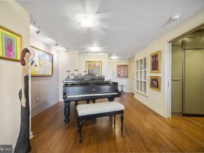1919 Chestnut Street 2901/02/24, Philadelphia PA 19103