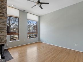 210 Church Street 1C, Philadelphia PA 19106