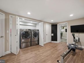 1721 Sherwood Circle, Villanova PA 19085