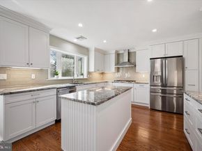 1721 Sherwood Circle, Villanova PA 19085