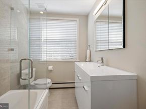 1721 Sherwood Circle, Villanova PA 19085