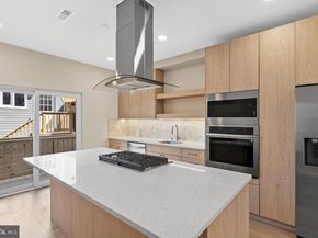 2439 E Huntingdon Street, Philadelphia PA 19125