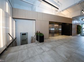 2200 Arch Street 913, Philadelphia PA 19103