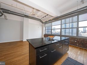 2200 Arch Street 913, Philadelphia PA 19103