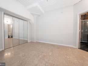 2200 Arch Street 913, Philadelphia PA 19103