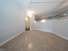 2200 Arch Street 913, Philadelphia PA 19103