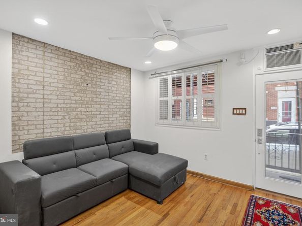 928 Annin Street, Philadelphia PA 19147