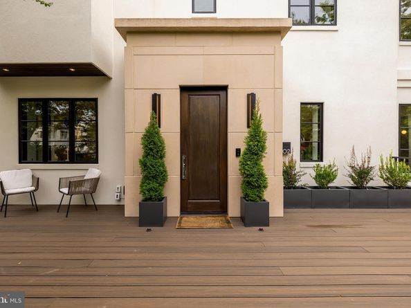 3302 Cleveland Avenue NW, Washington DC 20008