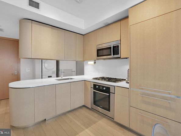 925 H Street NW 506, Washington DC 20001