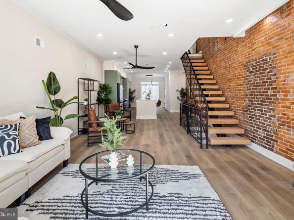 1731 Reed Street, Philadelphia PA 19146