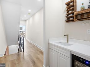 1731 Reed Street, Philadelphia PA 19146
