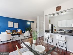 4667 Longstreet Lane 205, Alexandria VA 22311