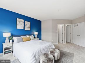 4667 Longstreet Lane 205, Alexandria VA 22311