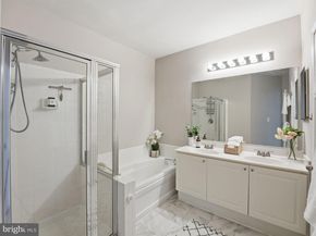 4667 Longstreet Lane 205, Alexandria VA 22311