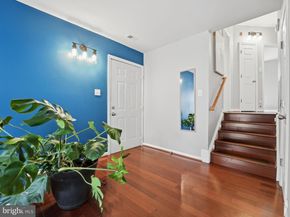 4667 Longstreet Lane 205, Alexandria VA 22311