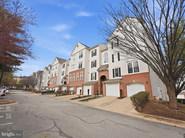 4667 Longstreet Lane 205, Alexandria VA 22311