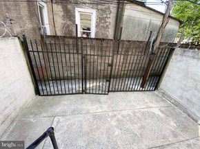 538 W Pike Street, Philadelphia PA 19140