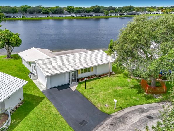 8504 NW 14th Street, Plantation FL 33322