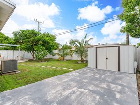 201 NE 28th Court, Boynton Beach FL 33435