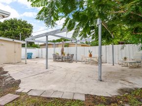 201 NE 28th Court, Boynton Beach FL 33435