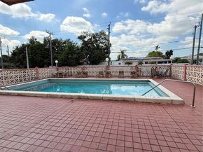 6820 W Flagler Street 407, Miami FL 33144