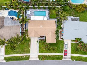2527 SW 12th Street, Boynton Beach FL 33426